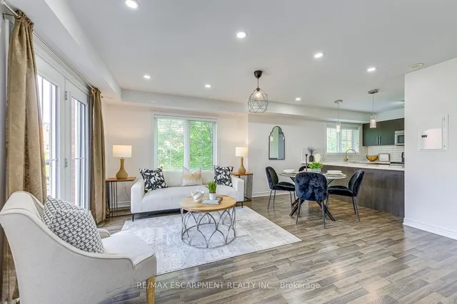 Additional image 7 of 2468 Post Rd Unit 22