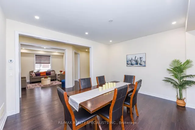 Additional image 10 of 27 Glacier Rd