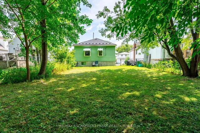 Additional image 41 of 218 East 27th St