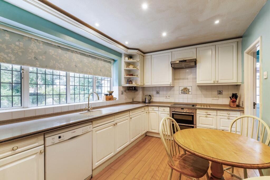 Additional image 6 of Park Avenue North, Harpenden, Hertfordshire