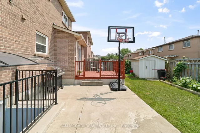 Additional image 41 of 45 Cherrytree Dr