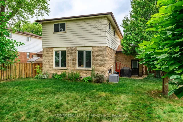 Additional image 43 of 3084 PARKGATE Cres