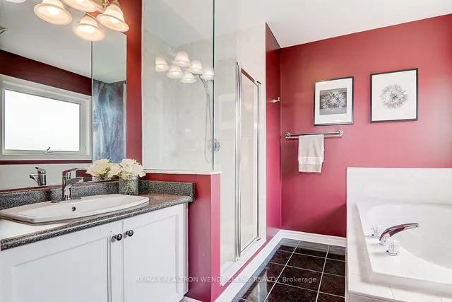 Additional image 27 of 14 Valleypark Cres