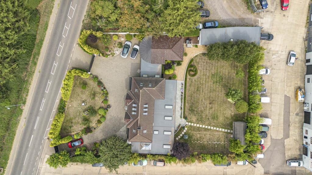 Additional image 54 of Codicote Road, Welwyn