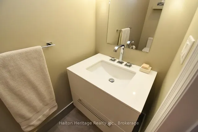 Additional image 20 of 1441 Elgin St Unit 604