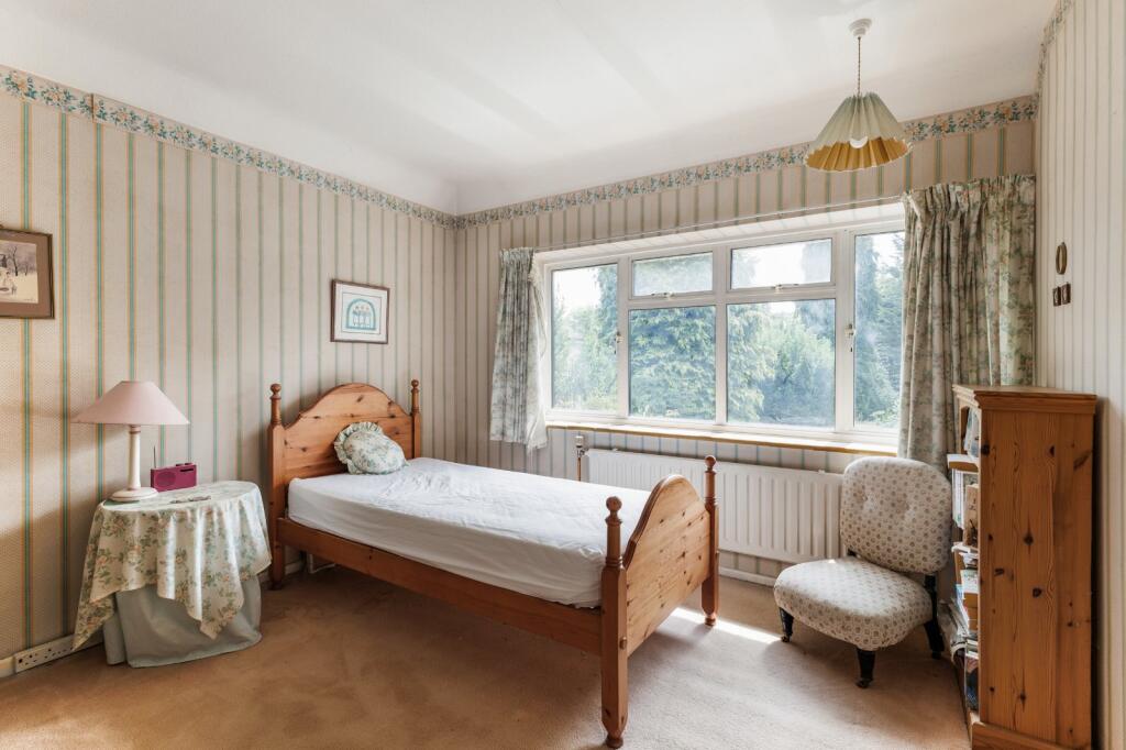 Additional image 12 of Park Avenue North, Harpenden, Hertfordshire
