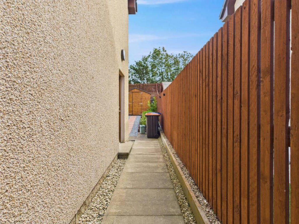Additional image 28 of Ewen Crescent, Macduff, AB44