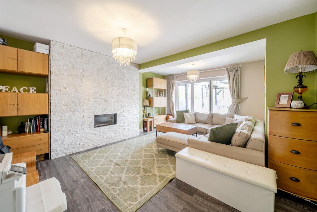 Additional image 4 of High Oaks, St. Albans