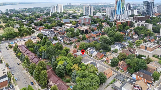 Additional image 33 of 48 Locke St