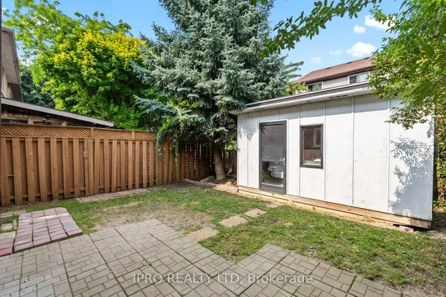 Additional image 22 of 35 Barrington Cres