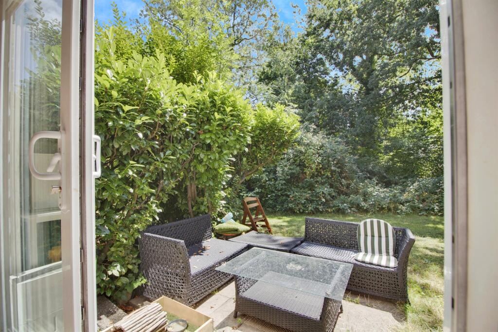 Additional image 7 of Hollyfield, HATFIELD