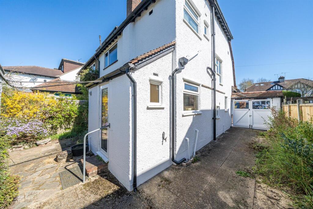 Additional image 20 of Beechwood Avenue, St. Albans