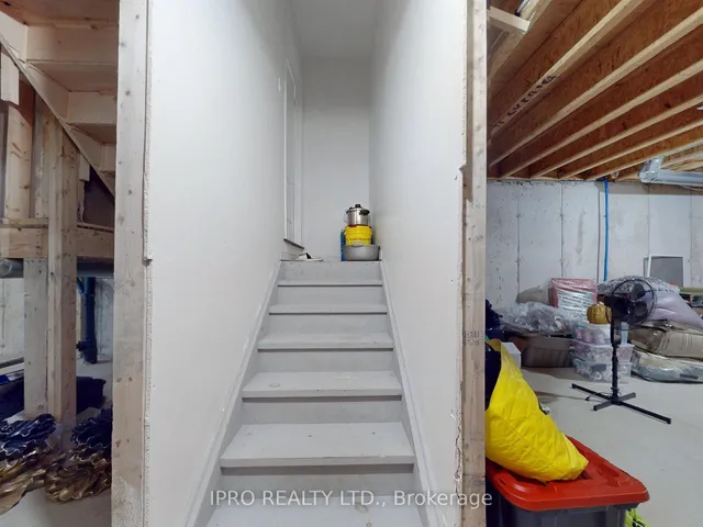 Additional image 42 of 28 Yellowknife Rd