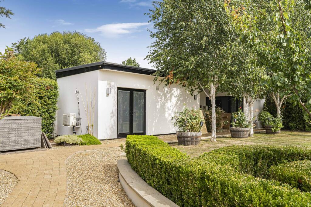 Additional image 50 of Codicote Road, Welwyn