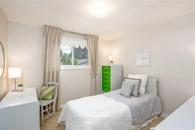 Additional image 21 of 231 BARRYMORE Crt