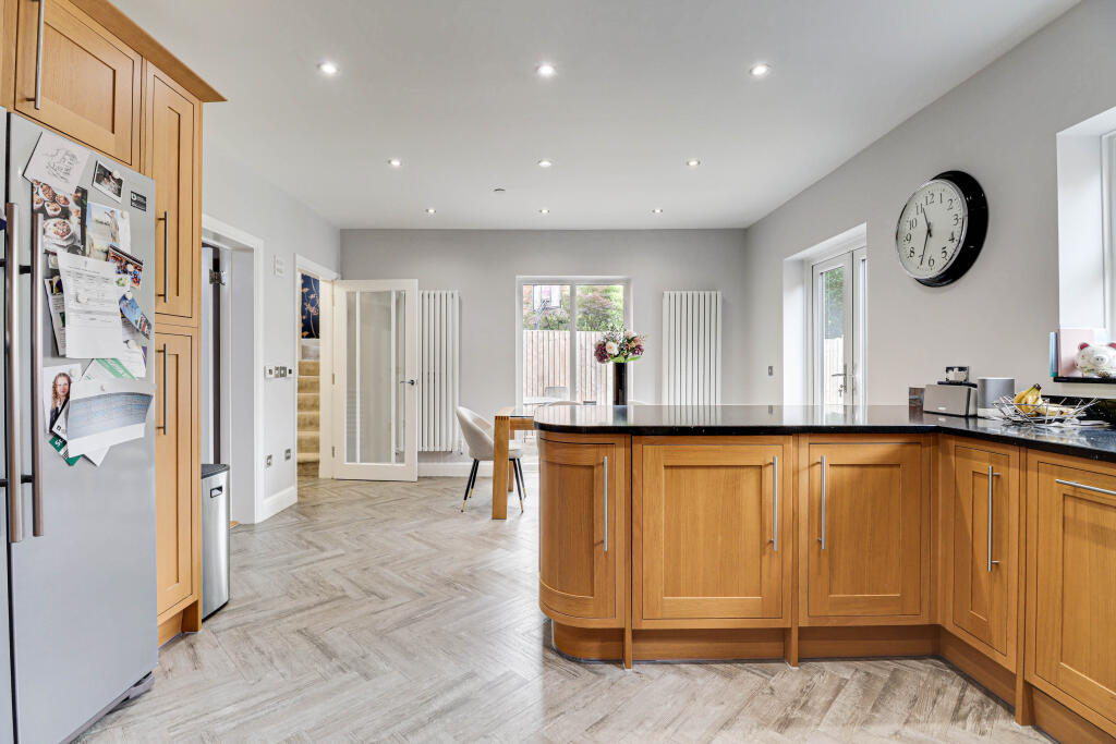 Additional image 8 of Boyes Crescent, Napsbury Park, St. Albans, AL2