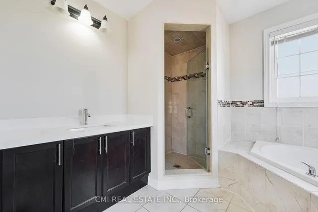 Additional image 28 of 40 Spokanne St