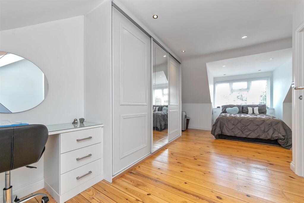 Additional image 14 of Park Street Lane, Park Street, St. Albans