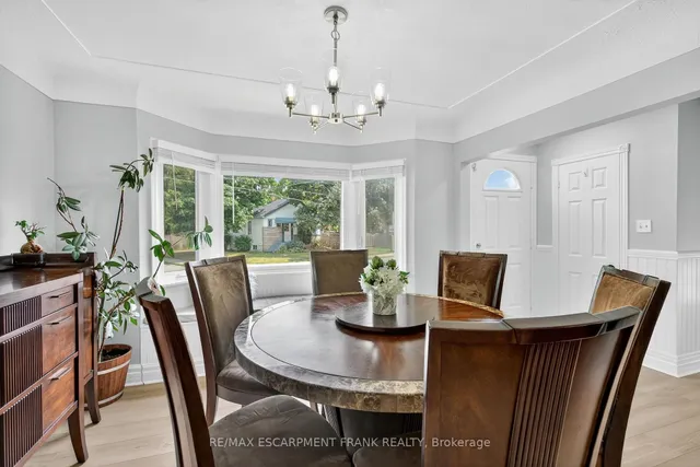 Additional image 7 of 64 Vola Crt