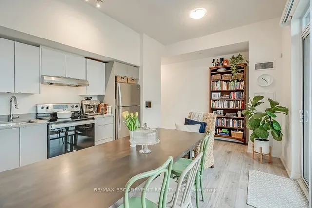 Additional image 11 of 3210 Dakota Common Unit A106