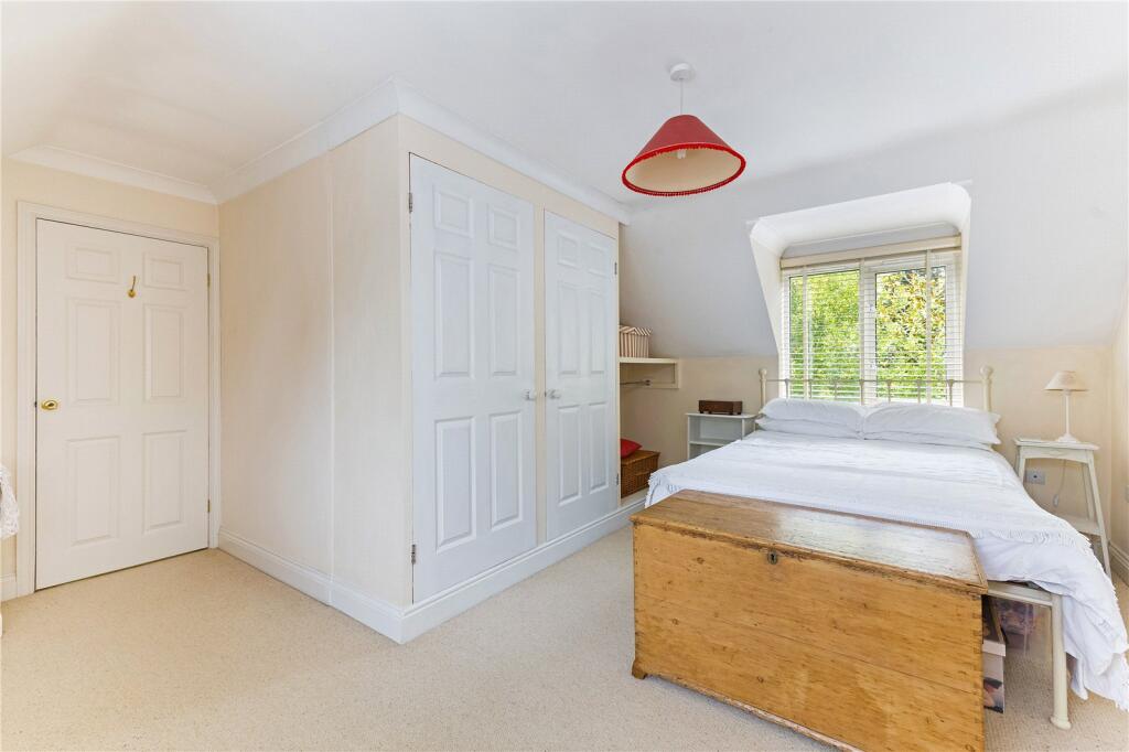 Additional image 7 of The Hill, Wheathampstead, St. Albans, Hertfordshire, AL4