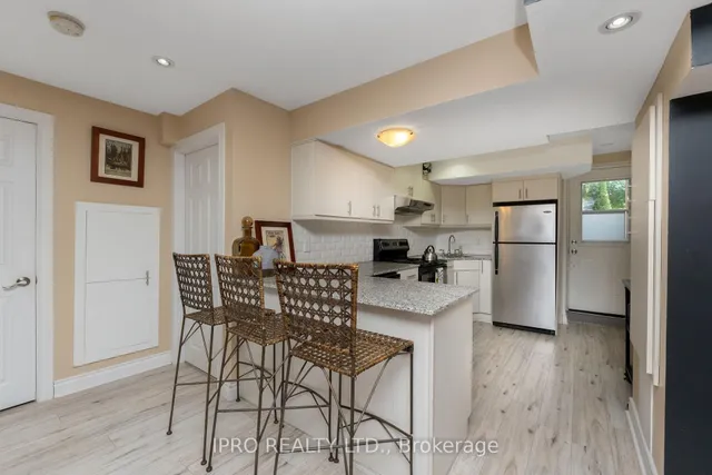 Additional image 37 of 256 Landsborough Ave