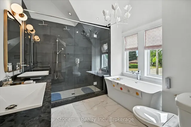 Additional image 29 of 735 George St