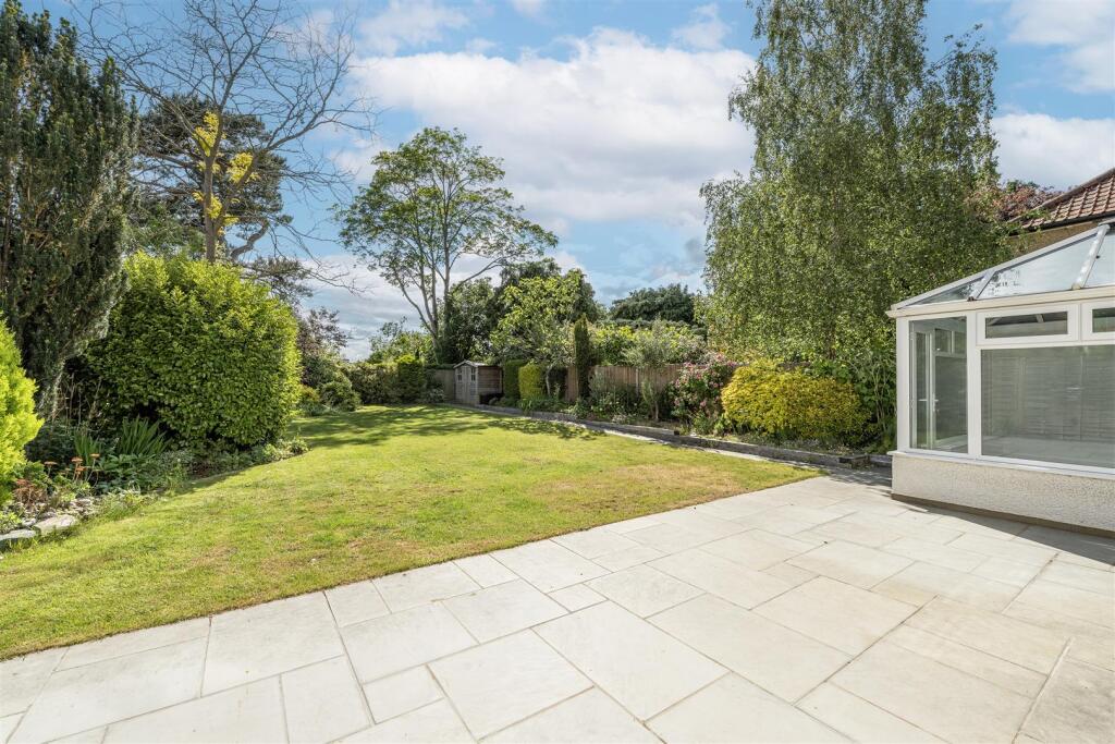 Additional image 12 of Roundwood Park, Harpenden