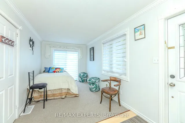 Additional image 15 of 8 EASTON Pl