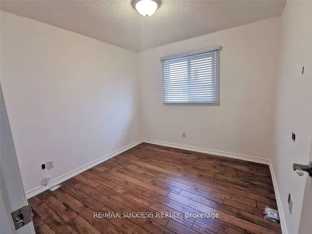 Additional image 15 of 32 Martindale Cres