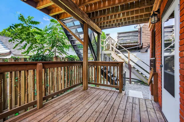 Additional image 46 of 84 RAY St