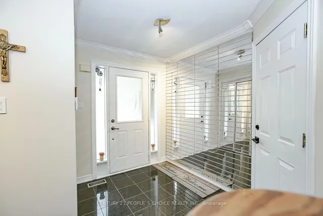 Additional image 5 of 1 LAKE LOUISE Dr