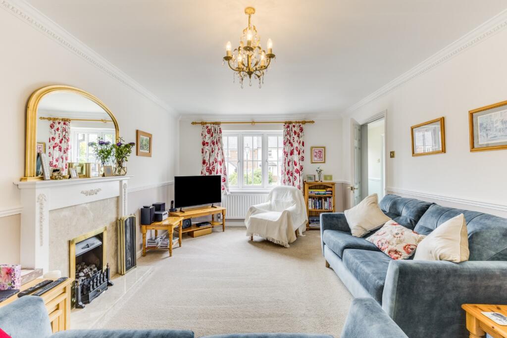 Additional image 7 of Welwyn Hall Gardens, Welwyn, Hertfordshire, AL6 9LF