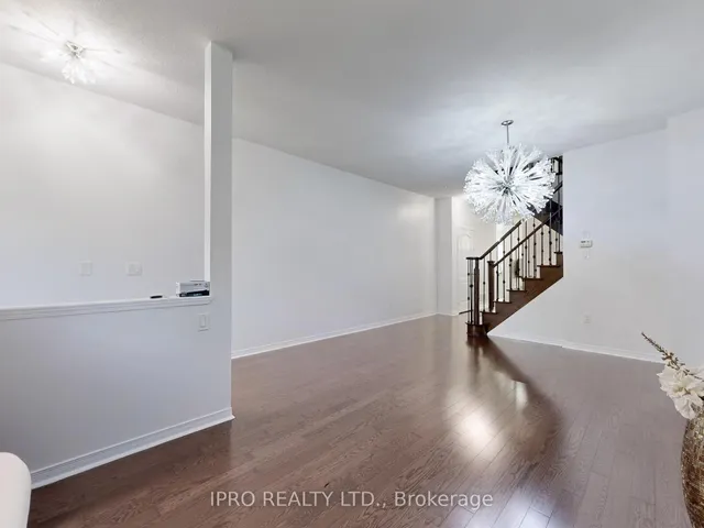 Additional image 9 of 28 Yellowknife Rd