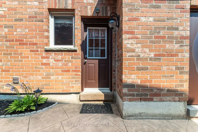 Additional image 40 of 6 Hugo Rd