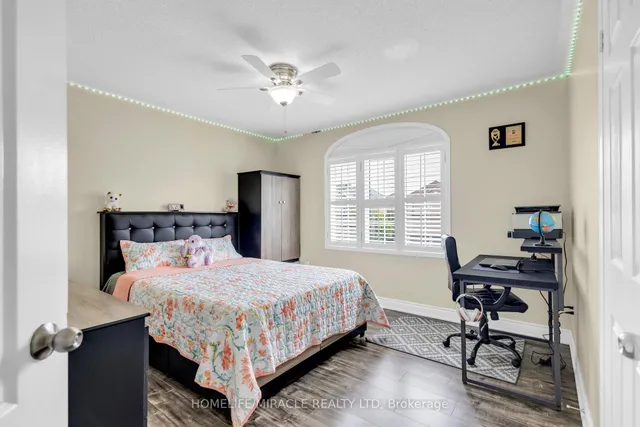 Additional image 30 of 17 Binder Twine Tr