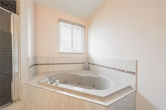 Additional image 21 of 81 Jacqueline Blvd