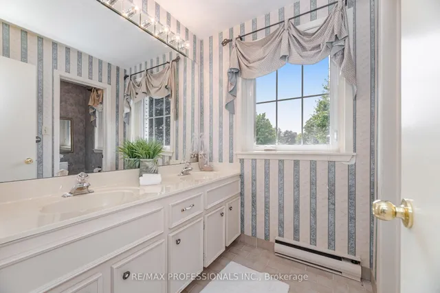 Additional image 33 of 70 Hillside Dr