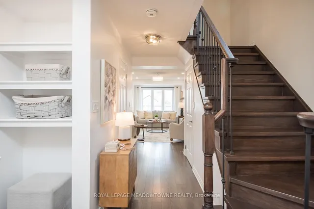 Additional image 3 of 335 Gooding Cres