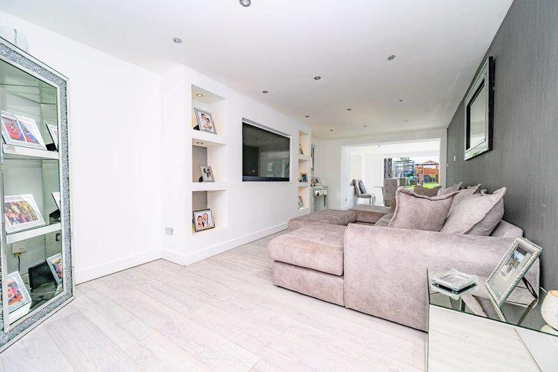 Additional image 5 of Dell Rise, St Albans