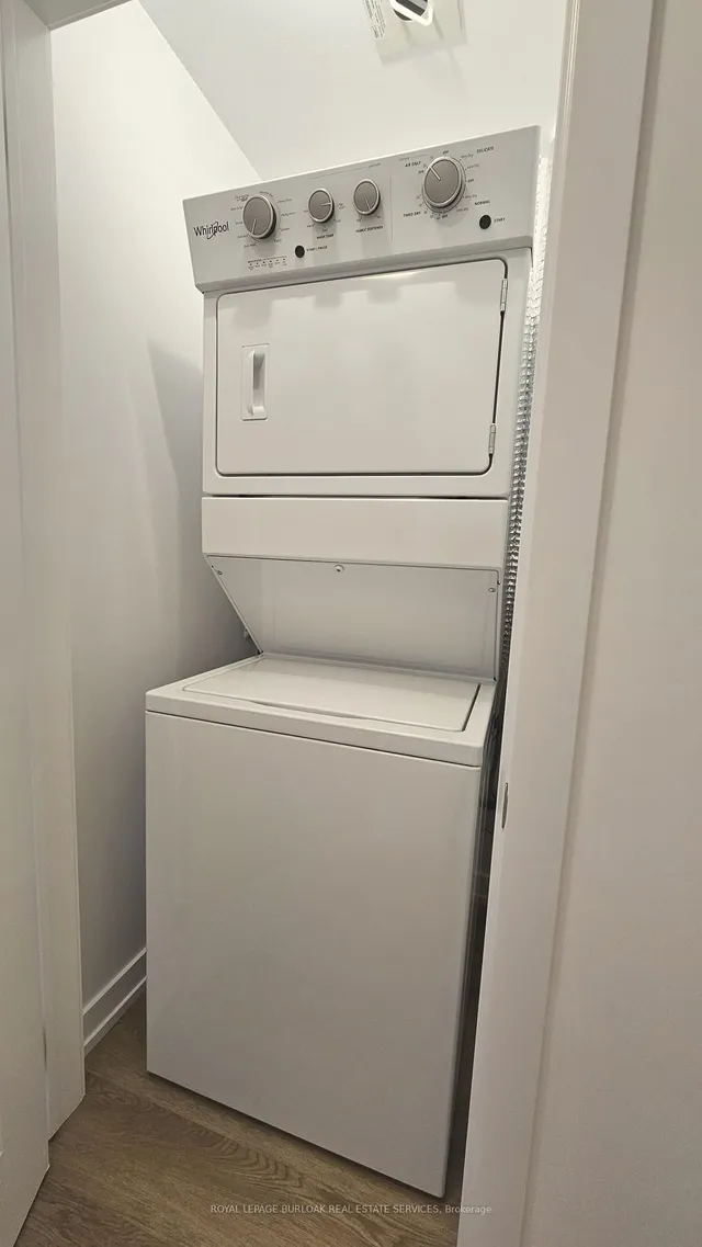 Additional image 9 of 470 Dundas St Unit 322