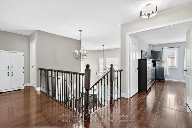 Additional image 20 of 4223 Fuller Cres