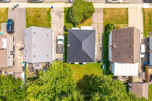 Additional image 47 of 218 East 27th St