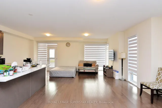 Additional image 5 of 98 DONALD FICHT Cres