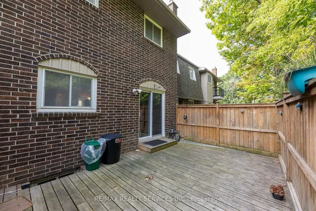 Additional image 47 of 1306 Guelph Line Unit Unit 3