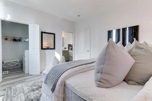 Additional image 38 of 90 Absolute Ave Unit 104