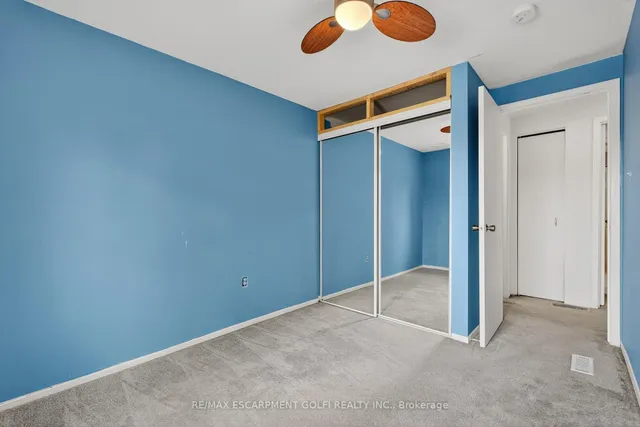 Additional image 22 of 59 Queenslea Dr Unit 7