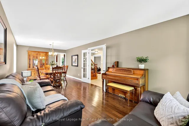 Additional image 8 of 29 Laurendale Ave