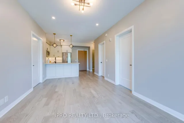 Additional image 17 of 128 GROVEWOOD Common Unit 205