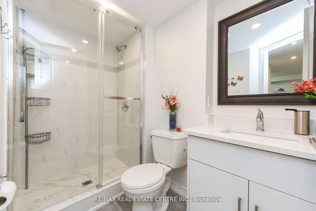Additional image 27 of 7405 Goreway Dr Unit 520